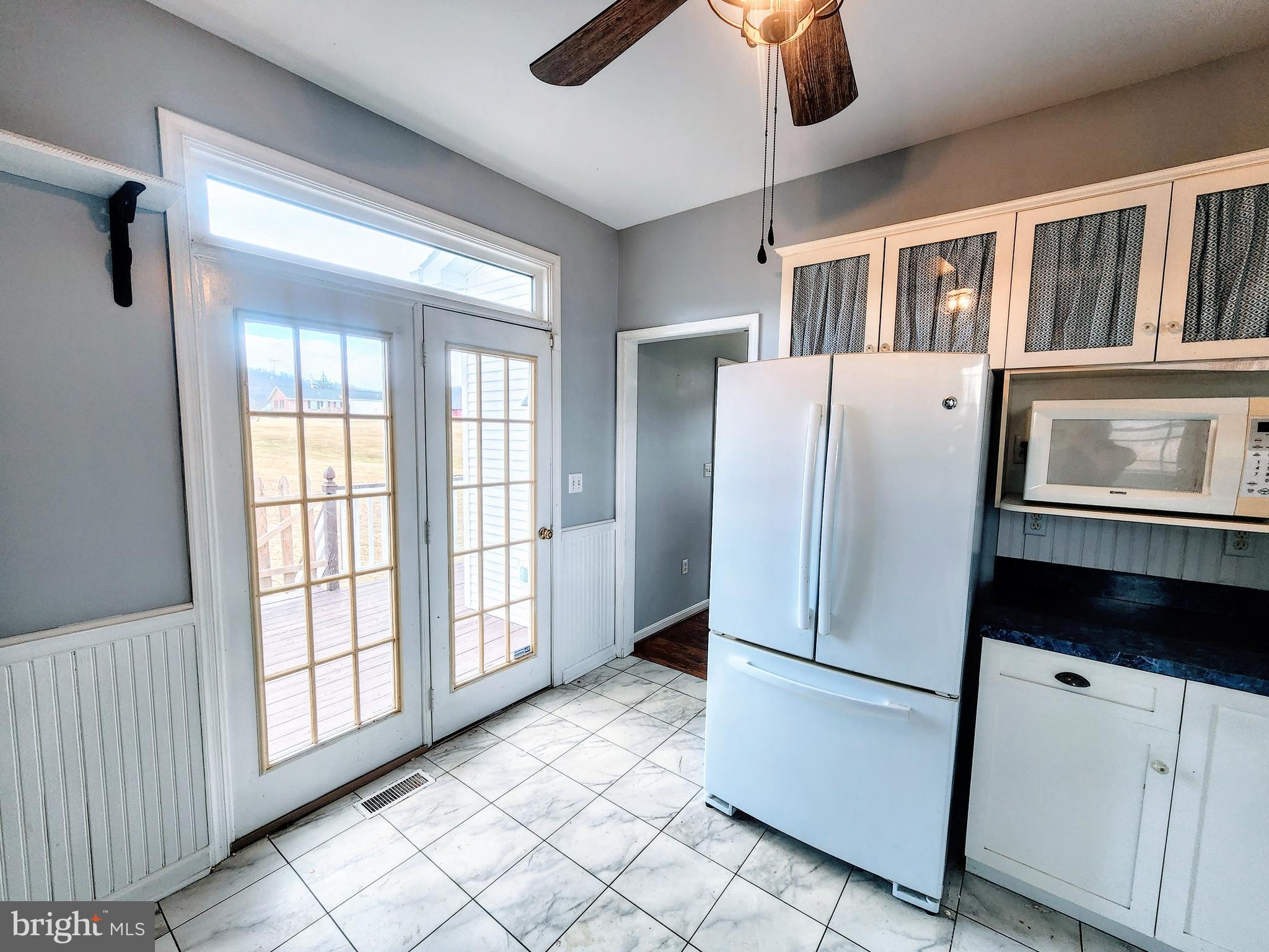 GERRARD ACRES - Residential Lease