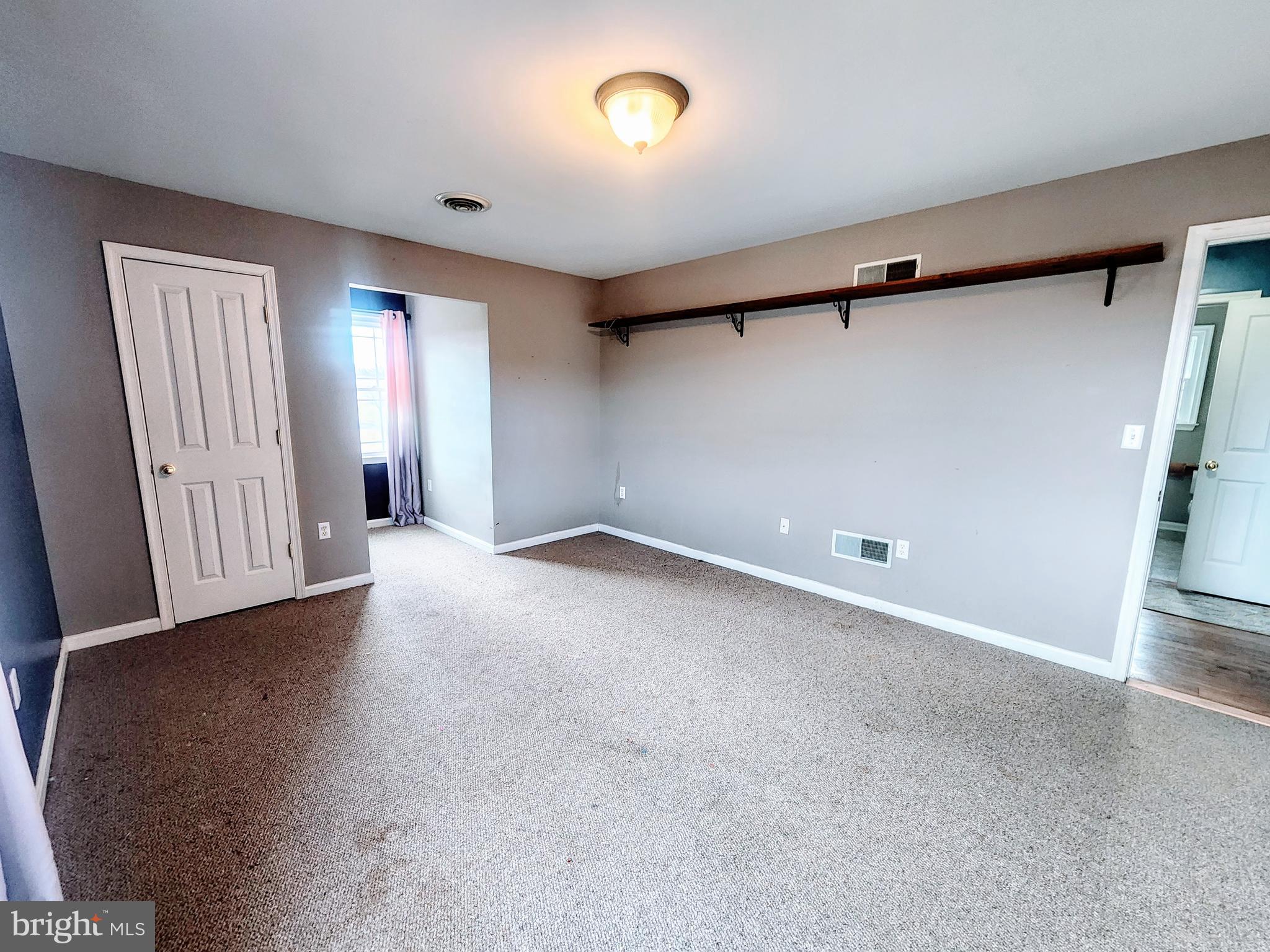 GERRARD ACRES - Residential Lease