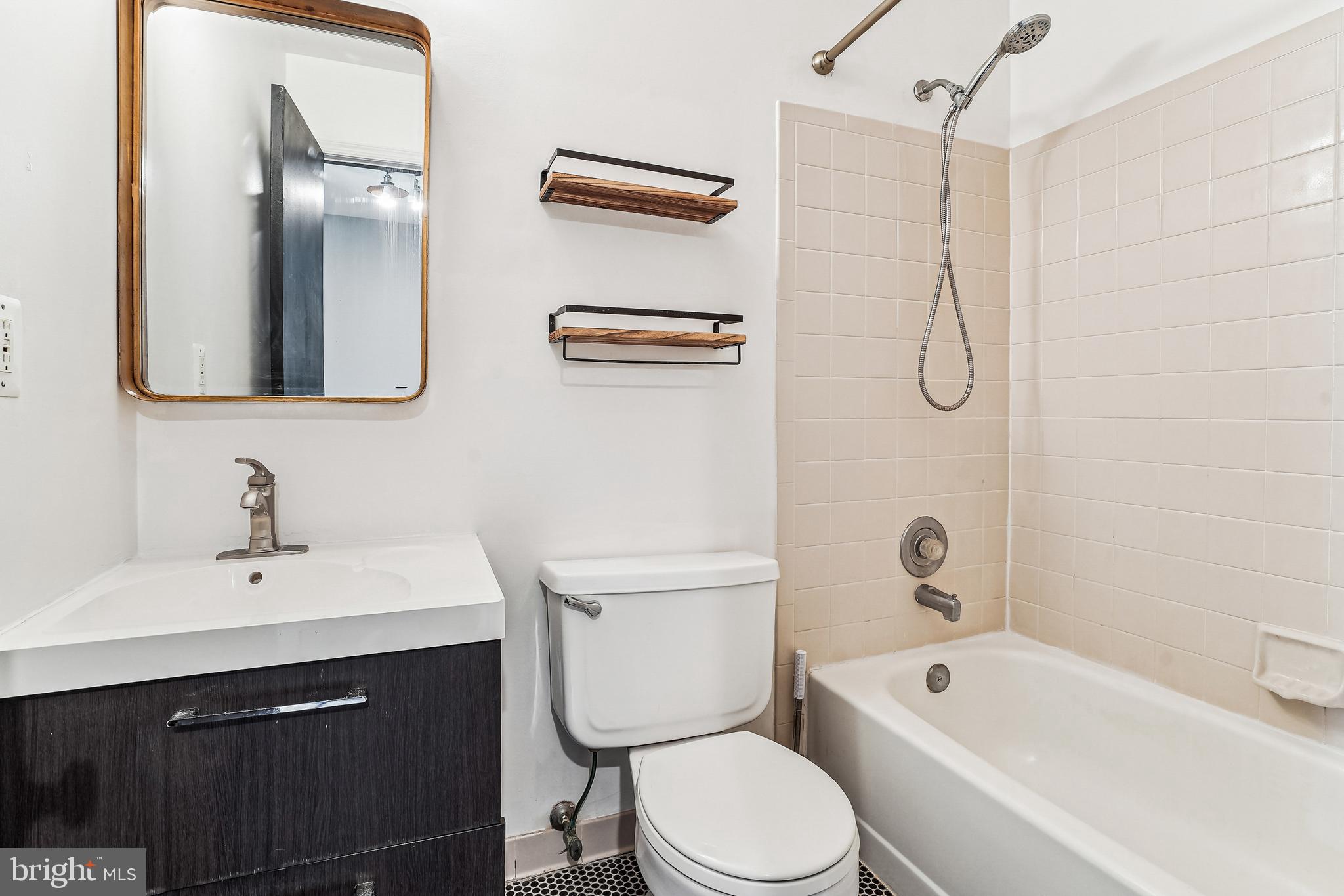 TOWNS OF FOREST HILLS - Residential