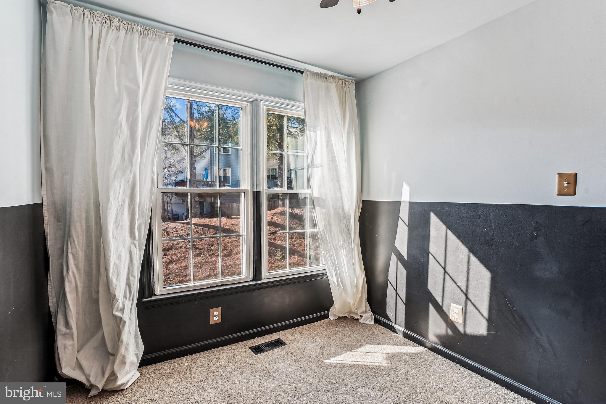 TOWNS OF FOREST HILLS - Residential