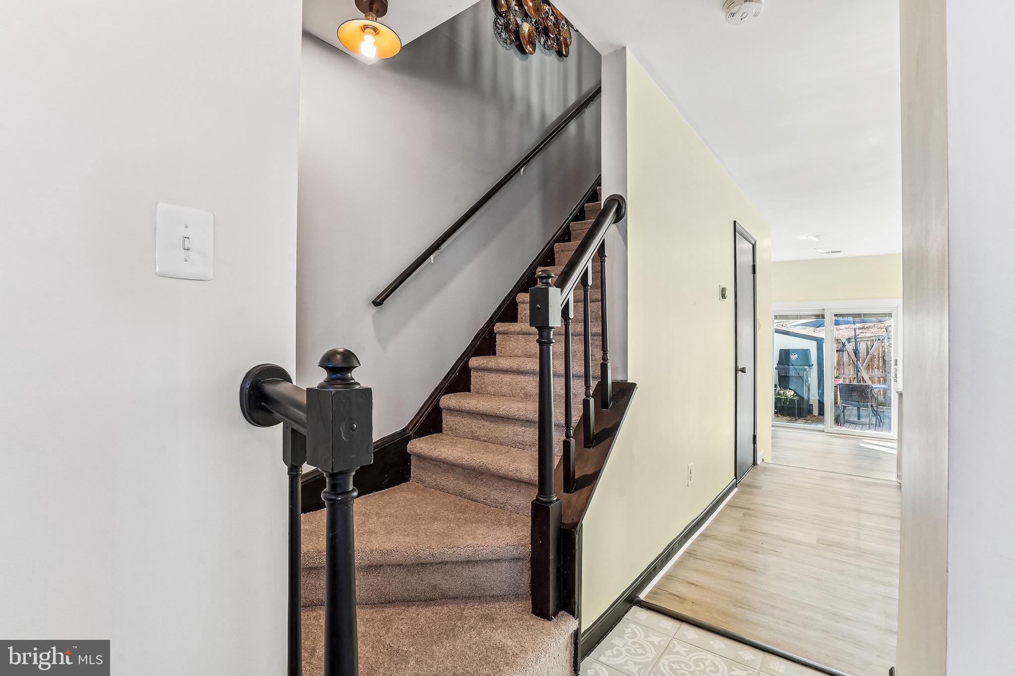 TOWNS OF FOREST HILLS - Residential