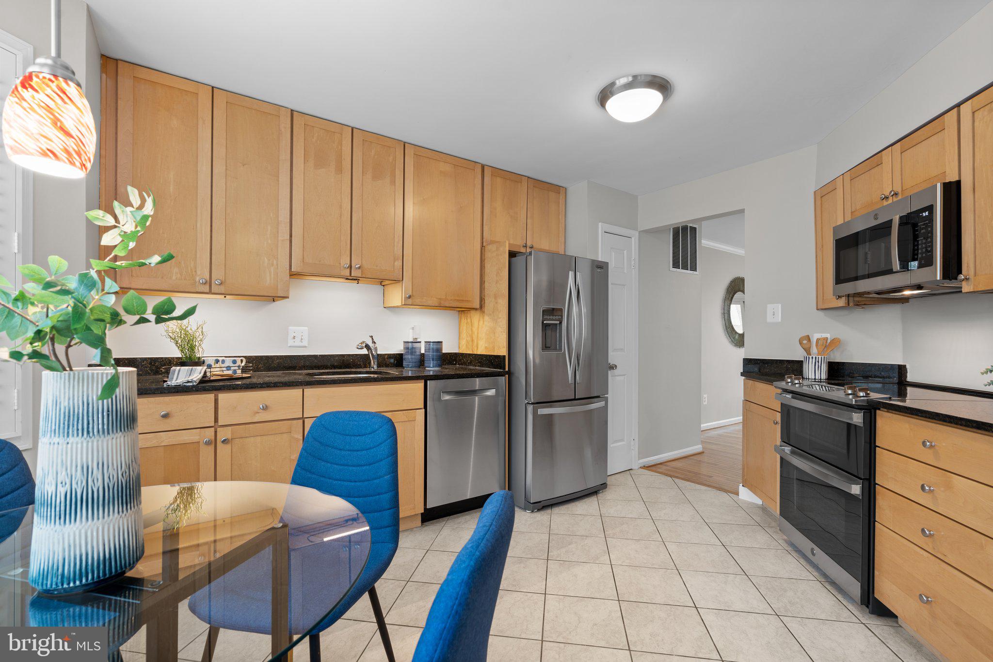 9077 GILTINAN COURT