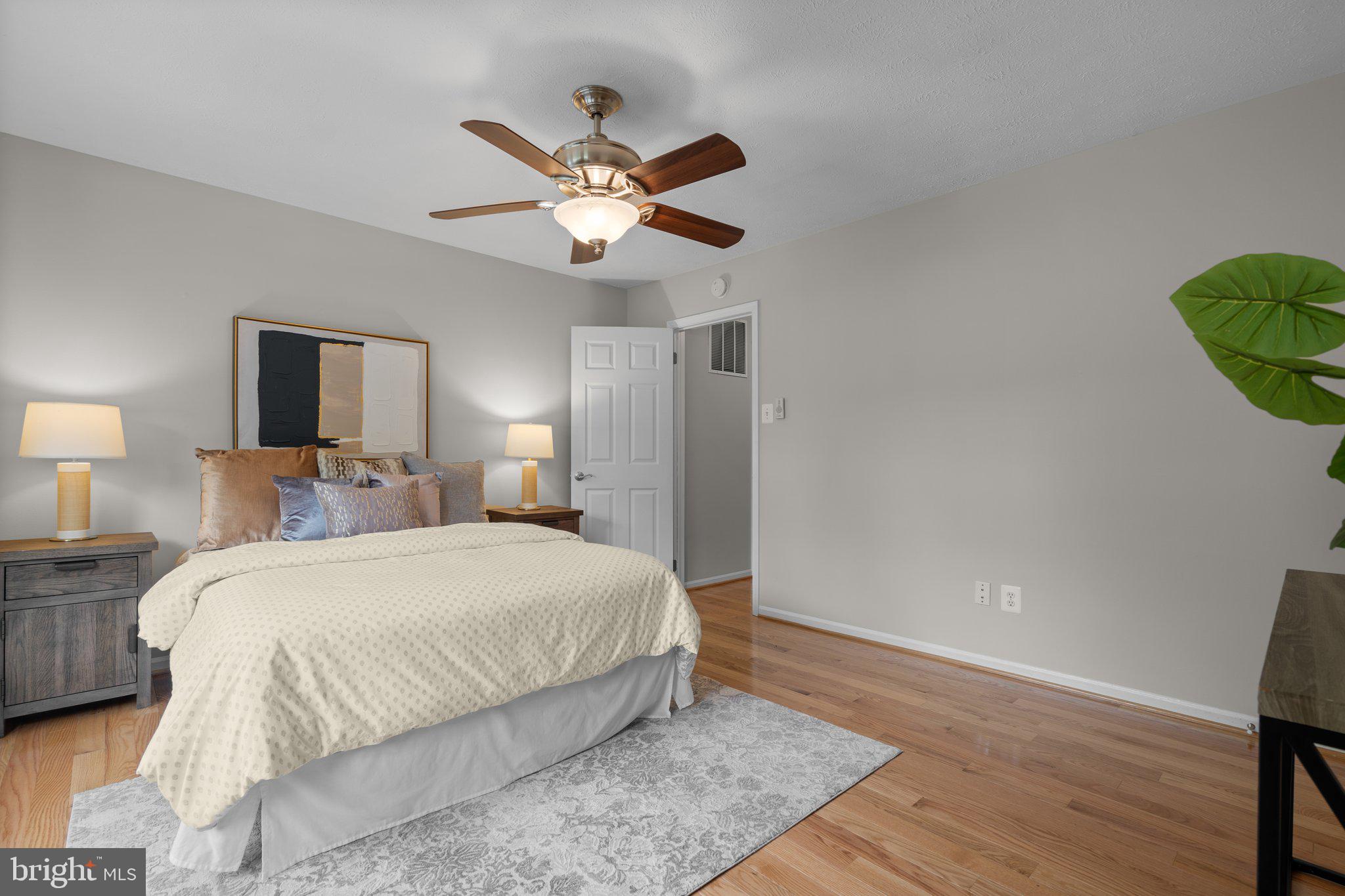 GLENWOOD MANOR - Residential