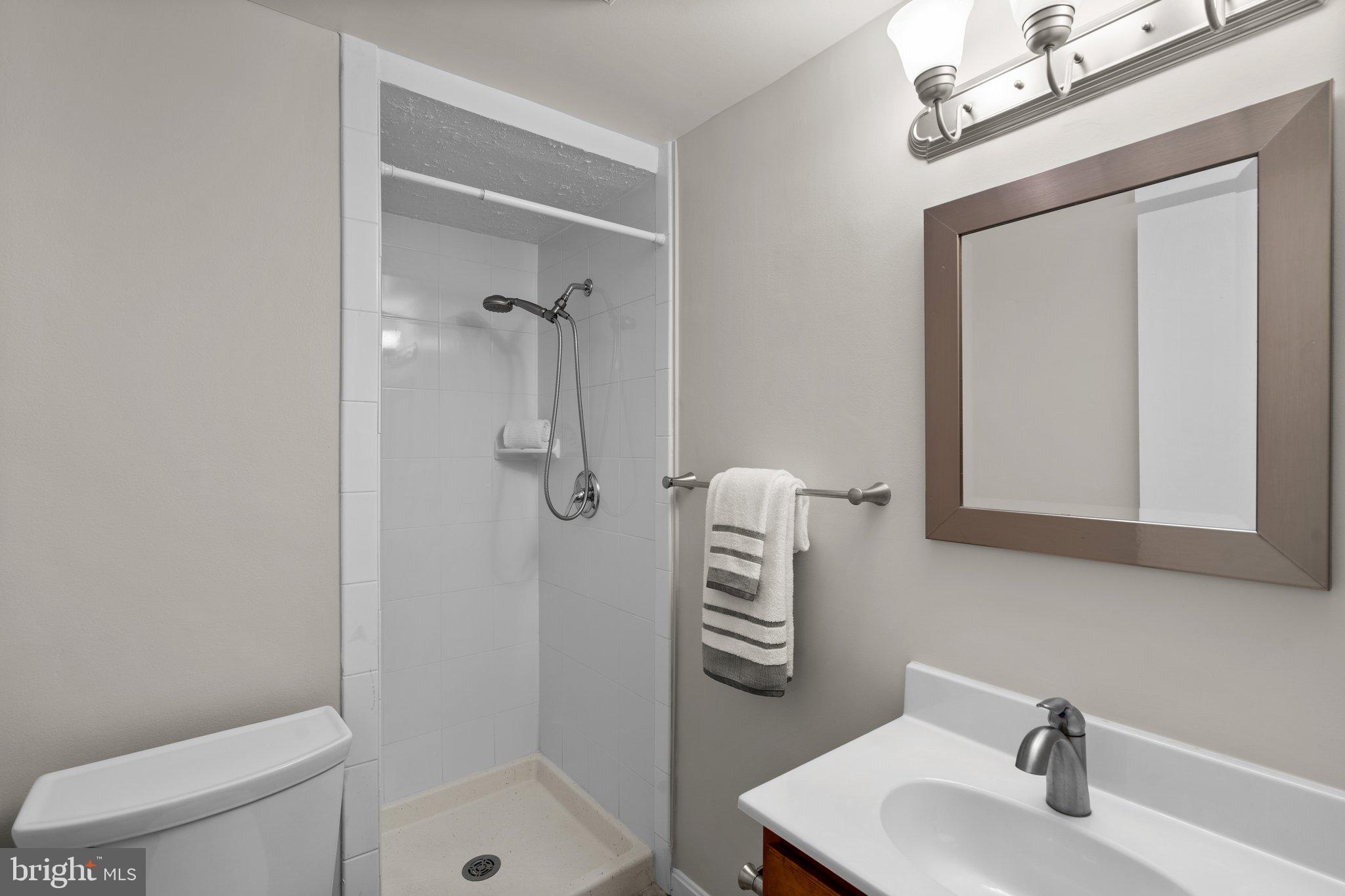 GLENWOOD MANOR - Residential