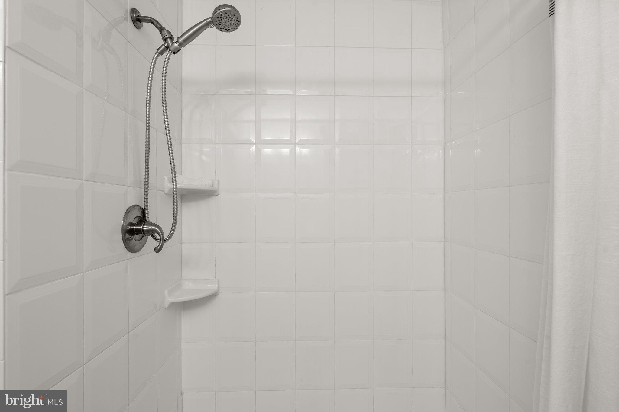 GLENWOOD MANOR - Residential