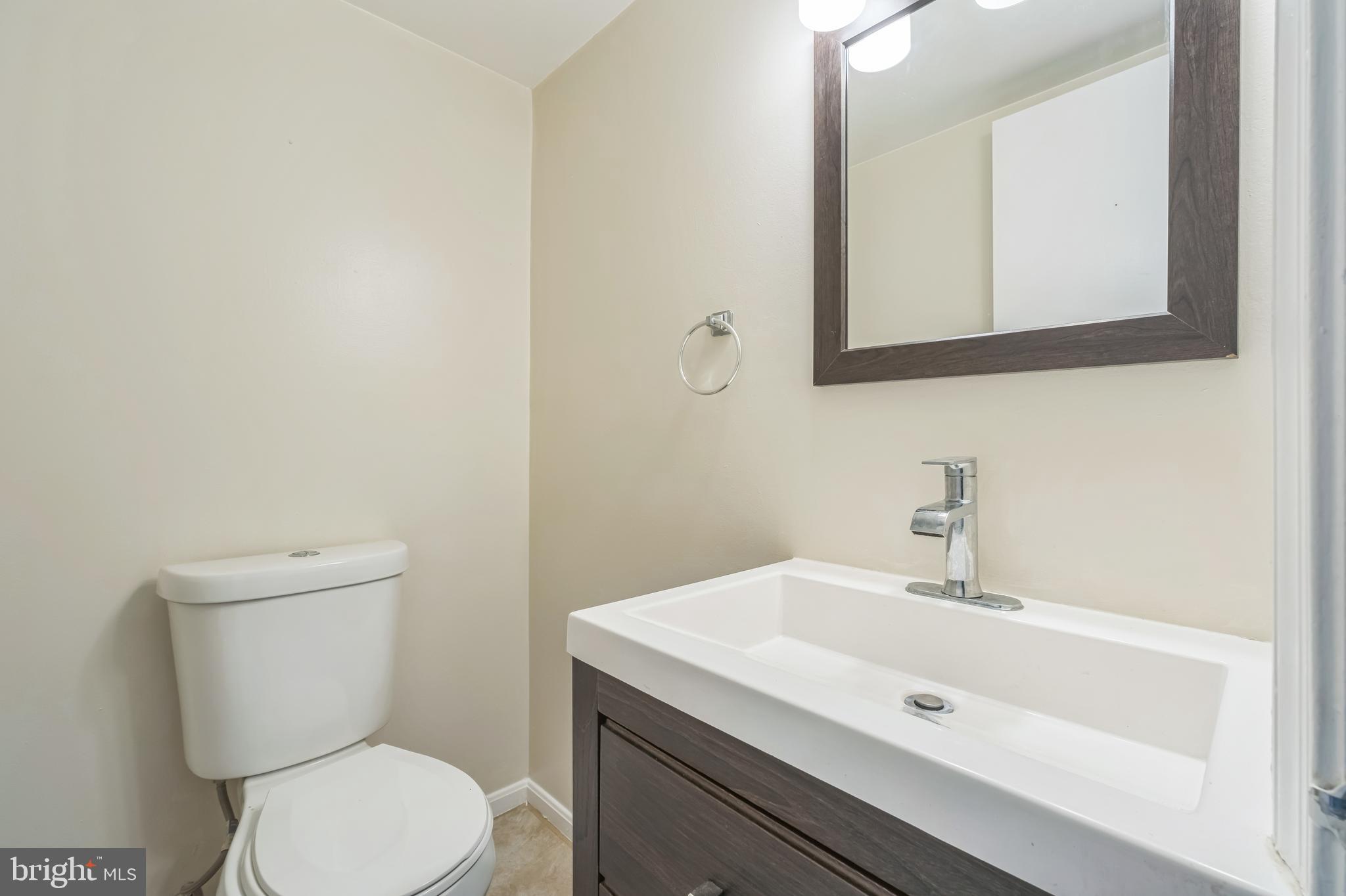 WHEATON SQUARE EAST - Residential