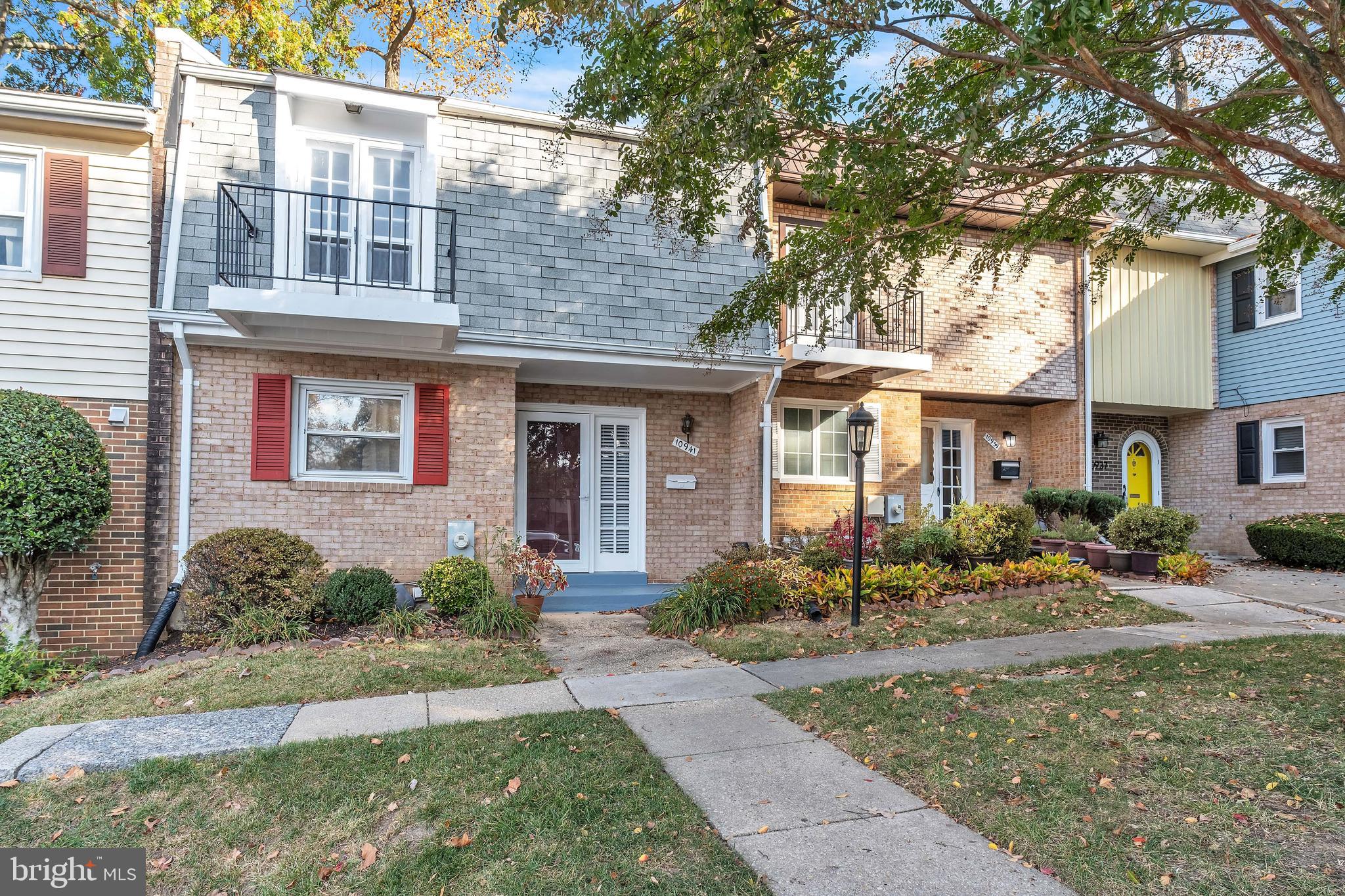 WHEATON SQUARE EAST - Residential
