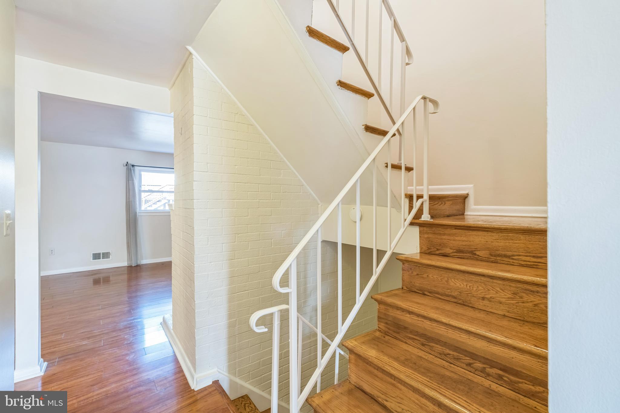 WHEATON SQUARE EAST - Residential