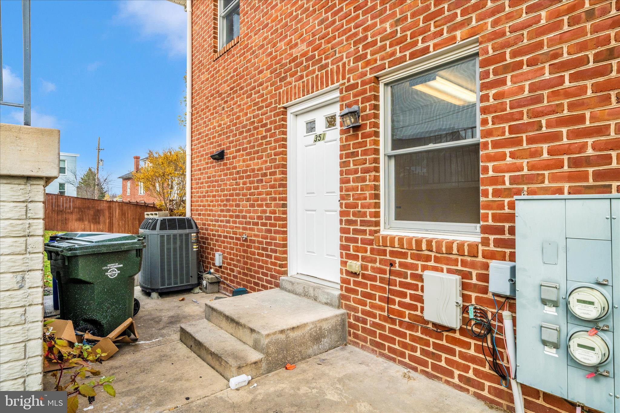 HAGERSTOWN - Residential