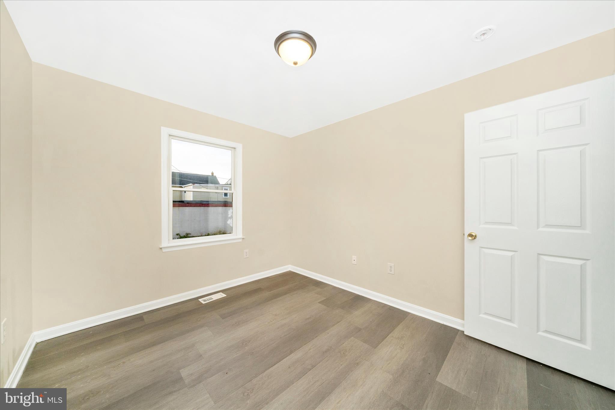 HAGERSTOWN - Residential