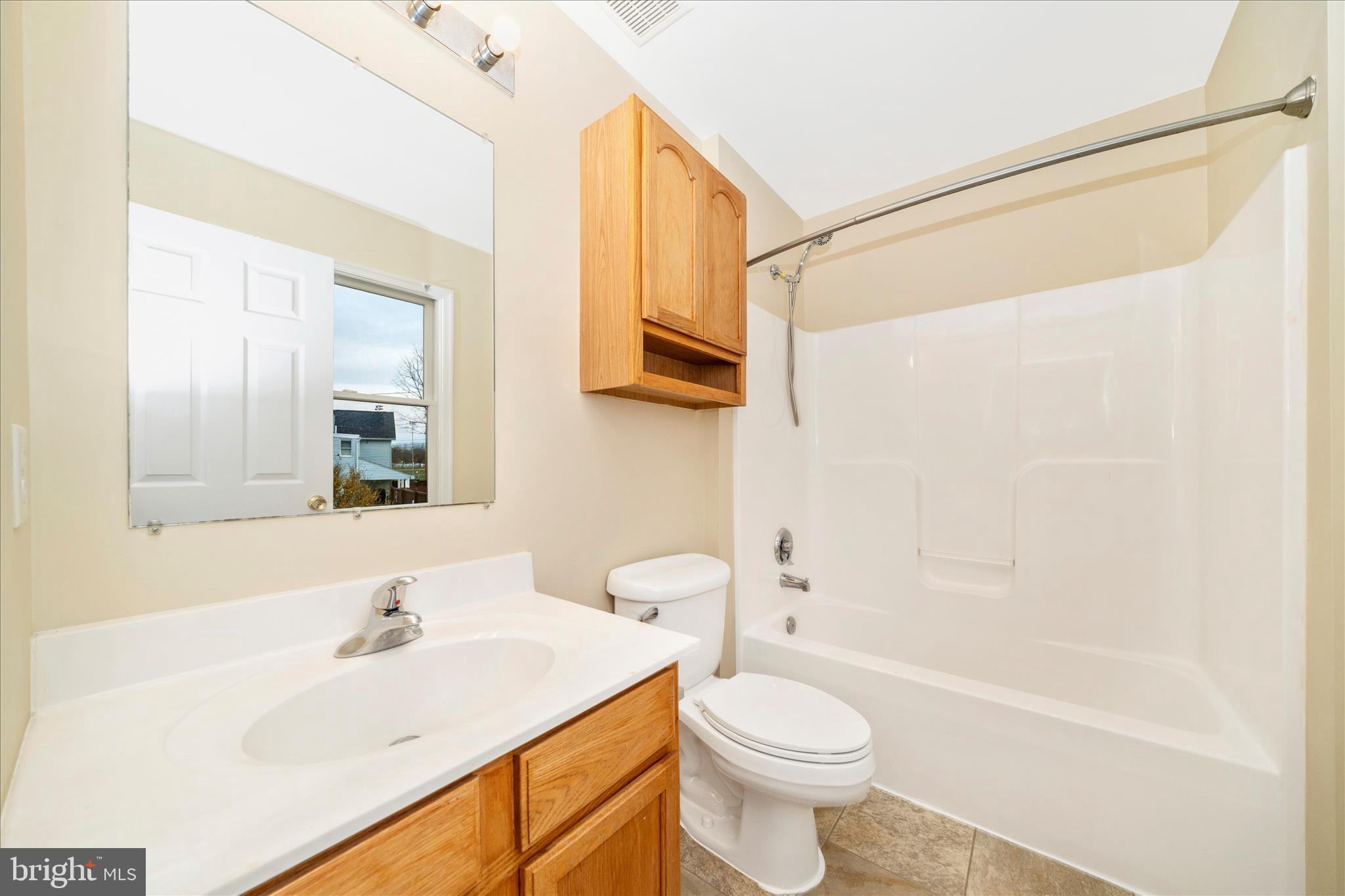 HAGERSTOWN - Residential