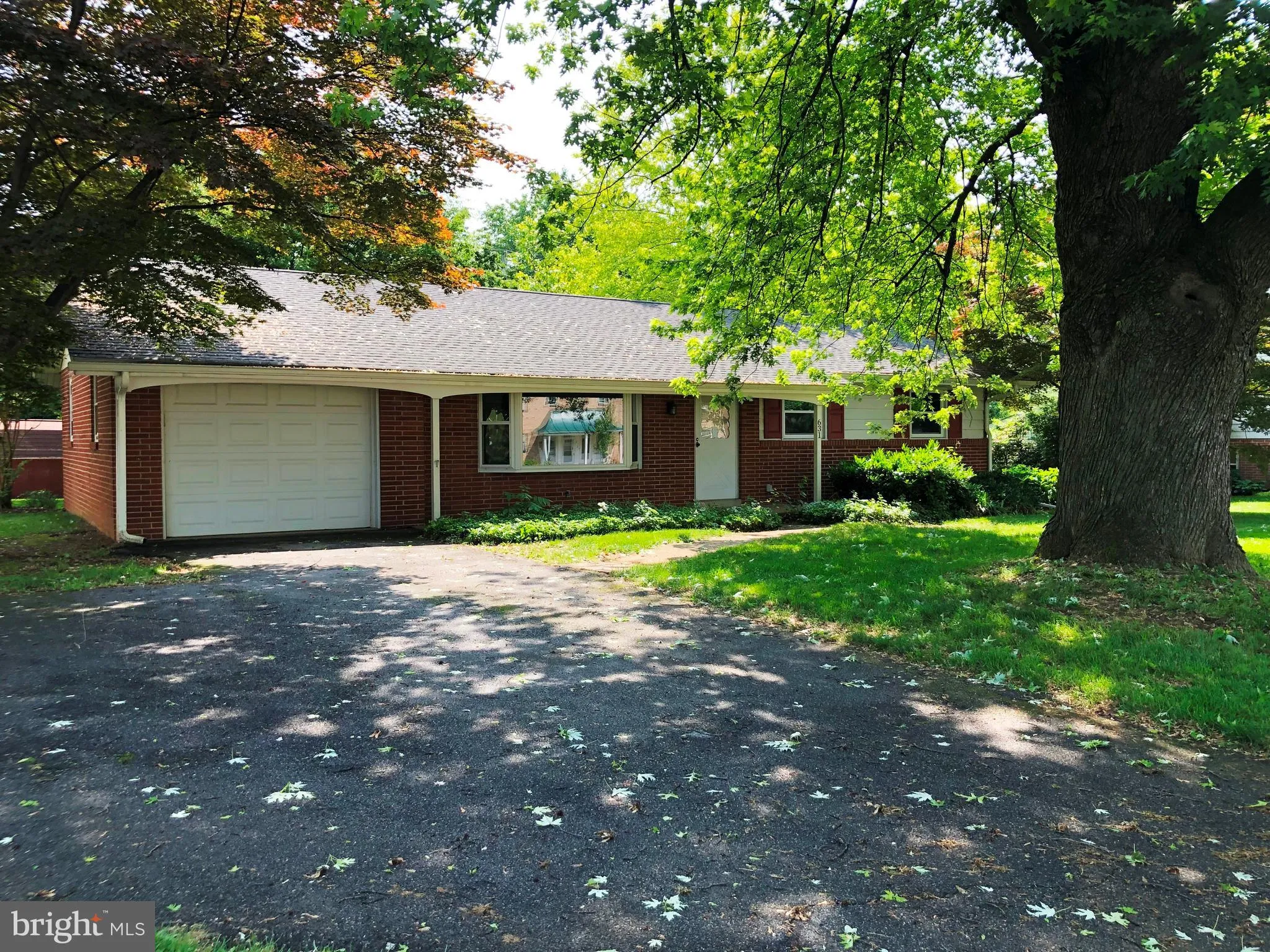 631 E Roseville Road, Lancaster, PA 17601