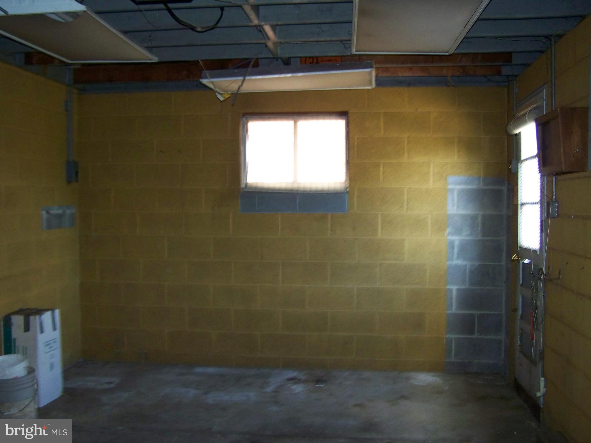 GRAY MANOR HOMES - Residential