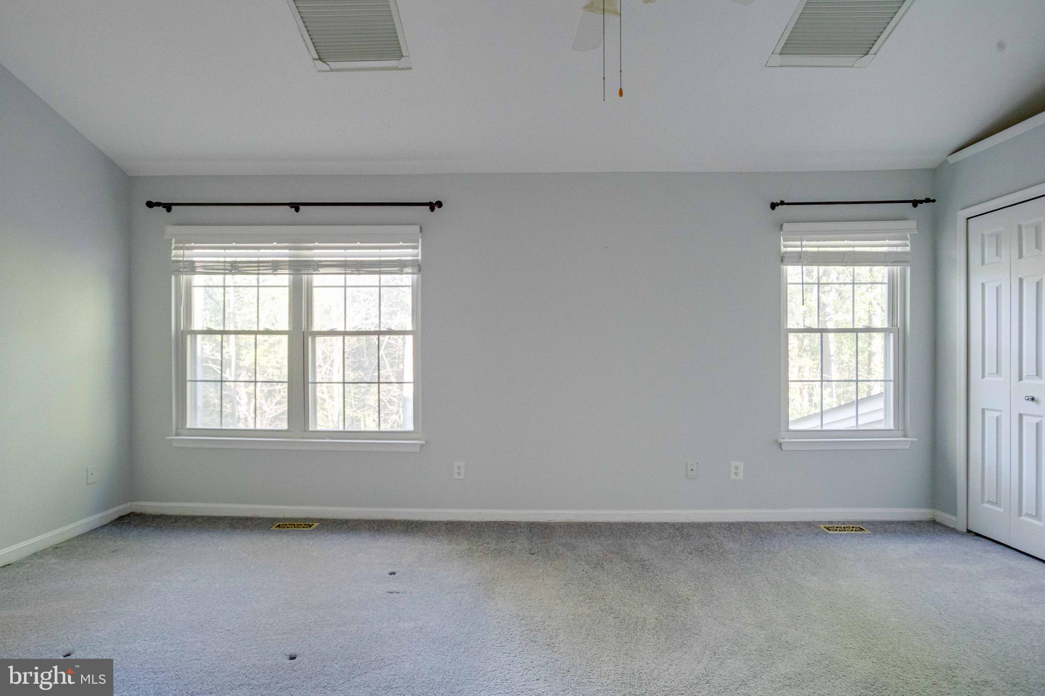 FOXBOROUGH FARMS - Residential