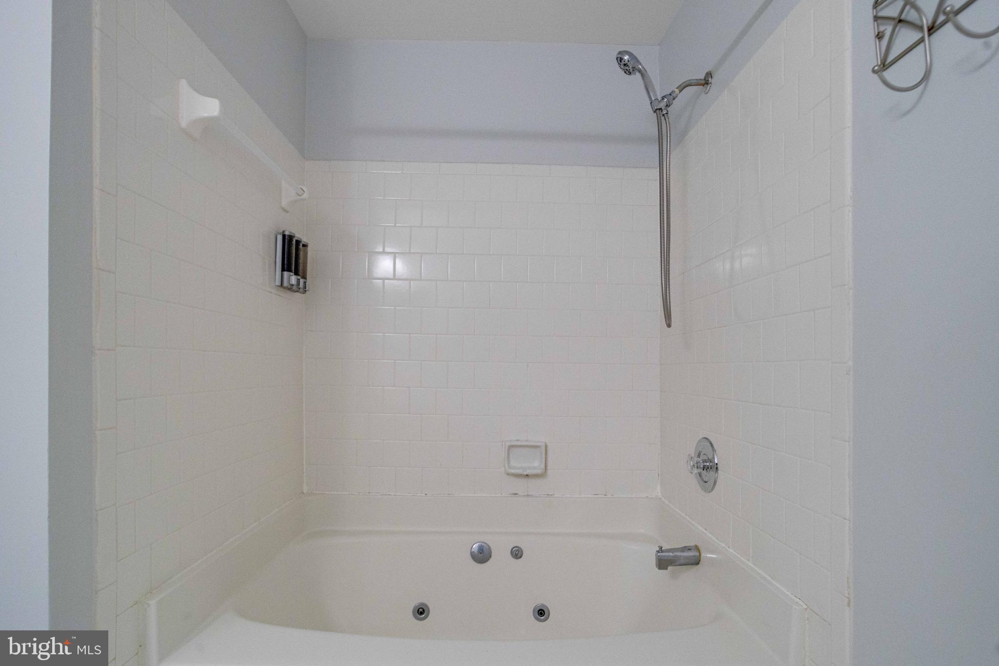 FOXBOROUGH FARMS - Residential