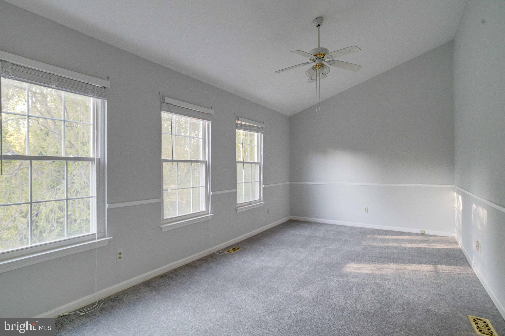 FOXBOROUGH FARMS - Residential