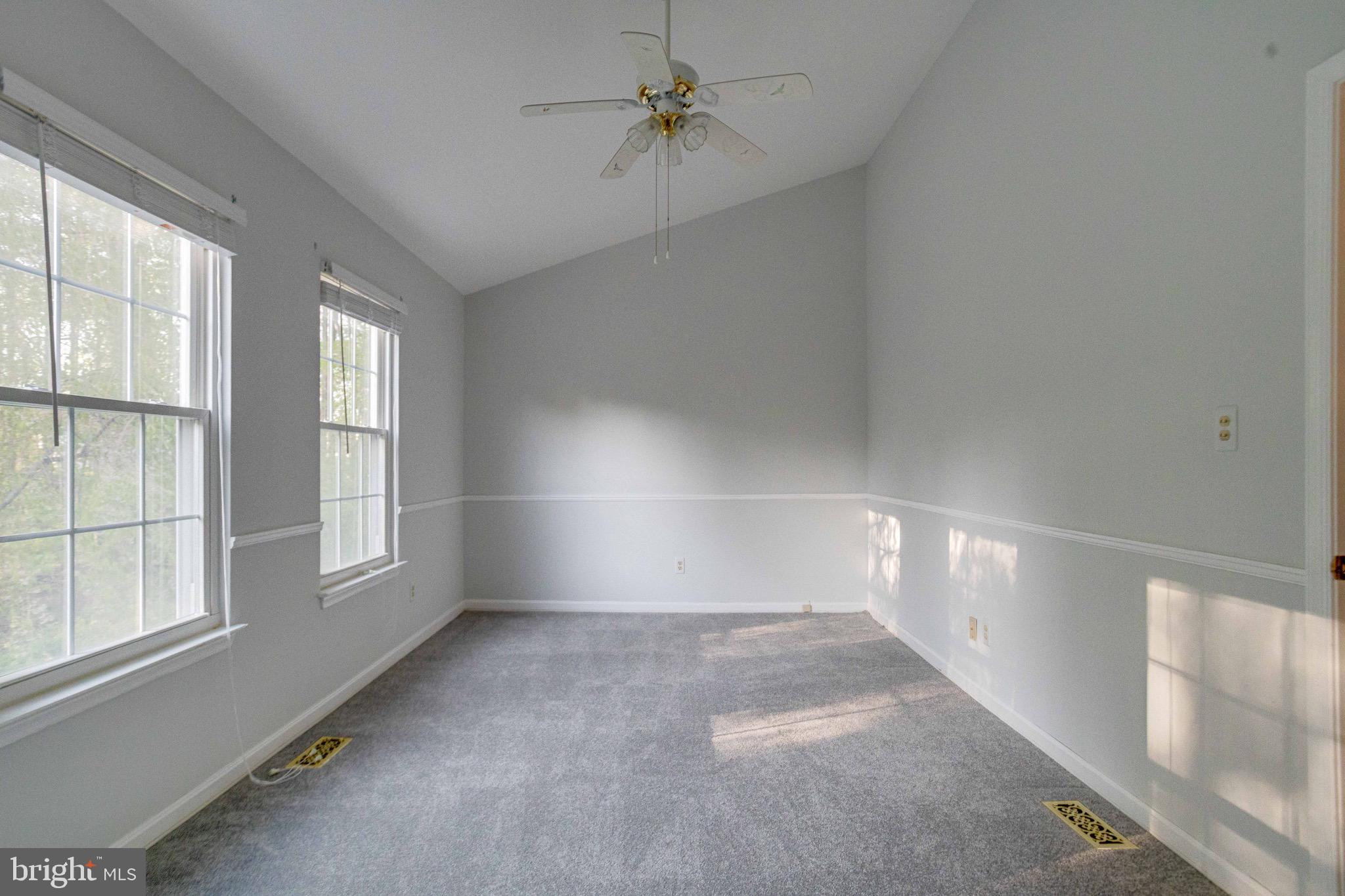 FOXBOROUGH FARMS - Residential