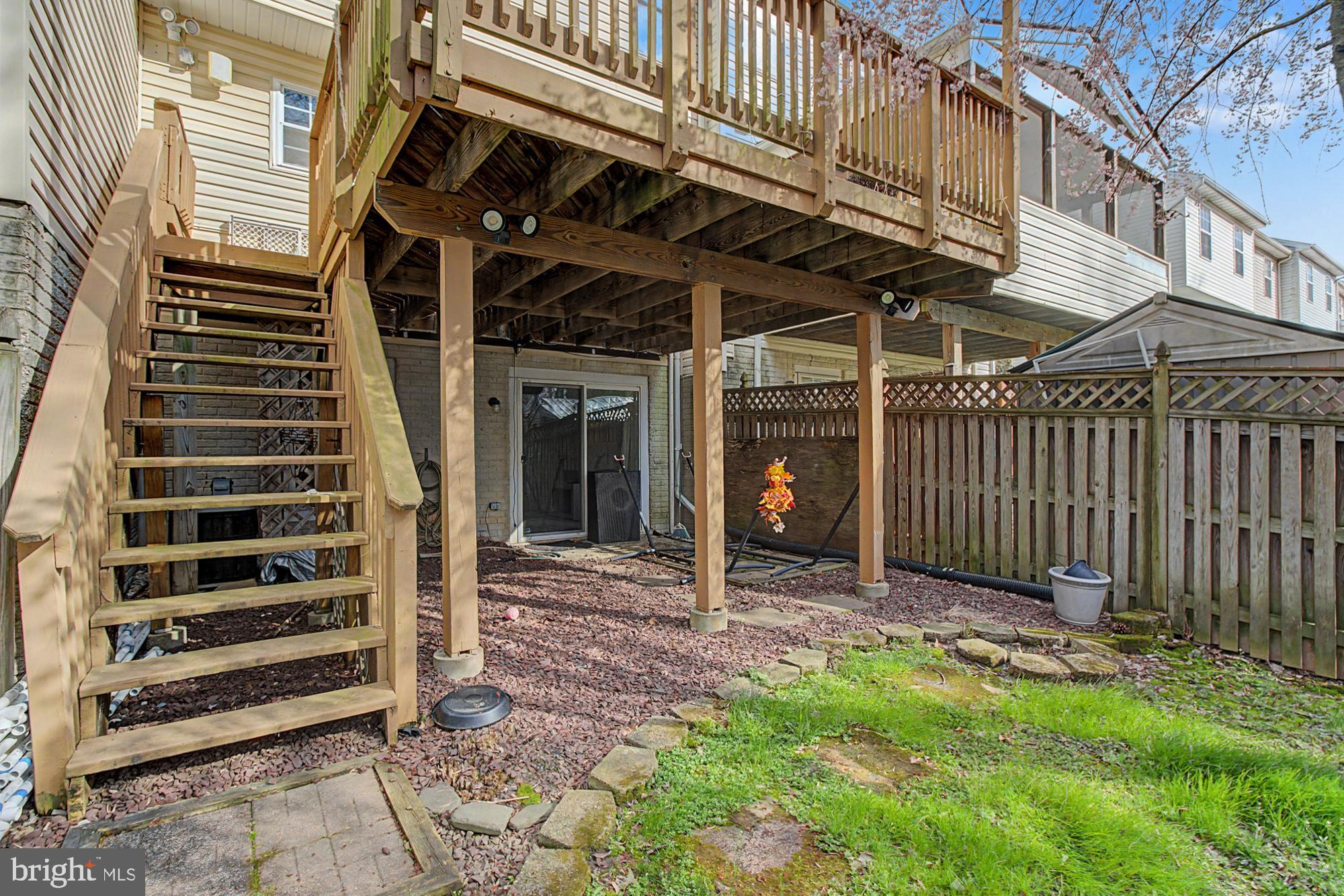 REISTERSTOWN VILLAGE - Residential