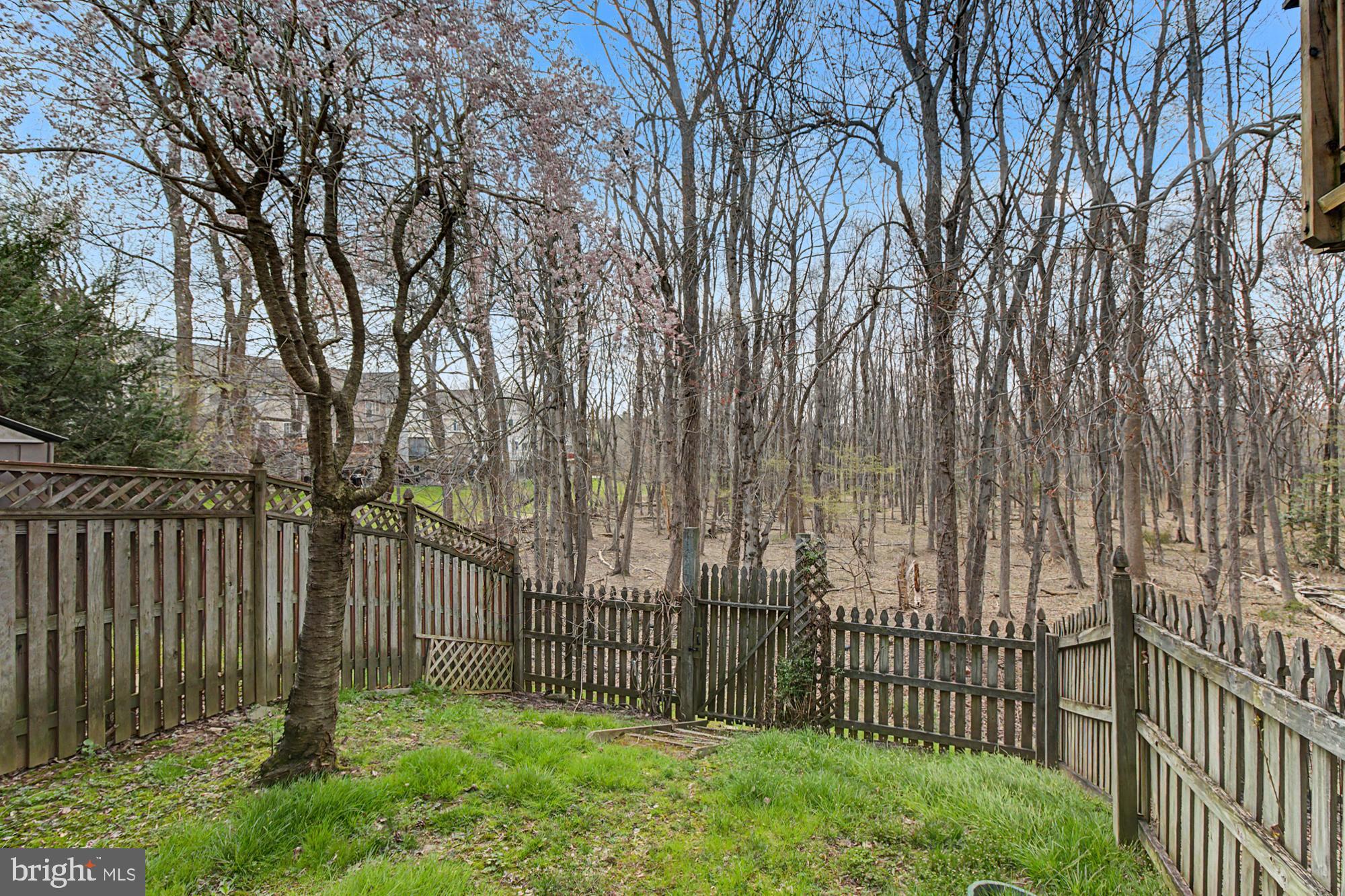 REISTERSTOWN VILLAGE - Residential