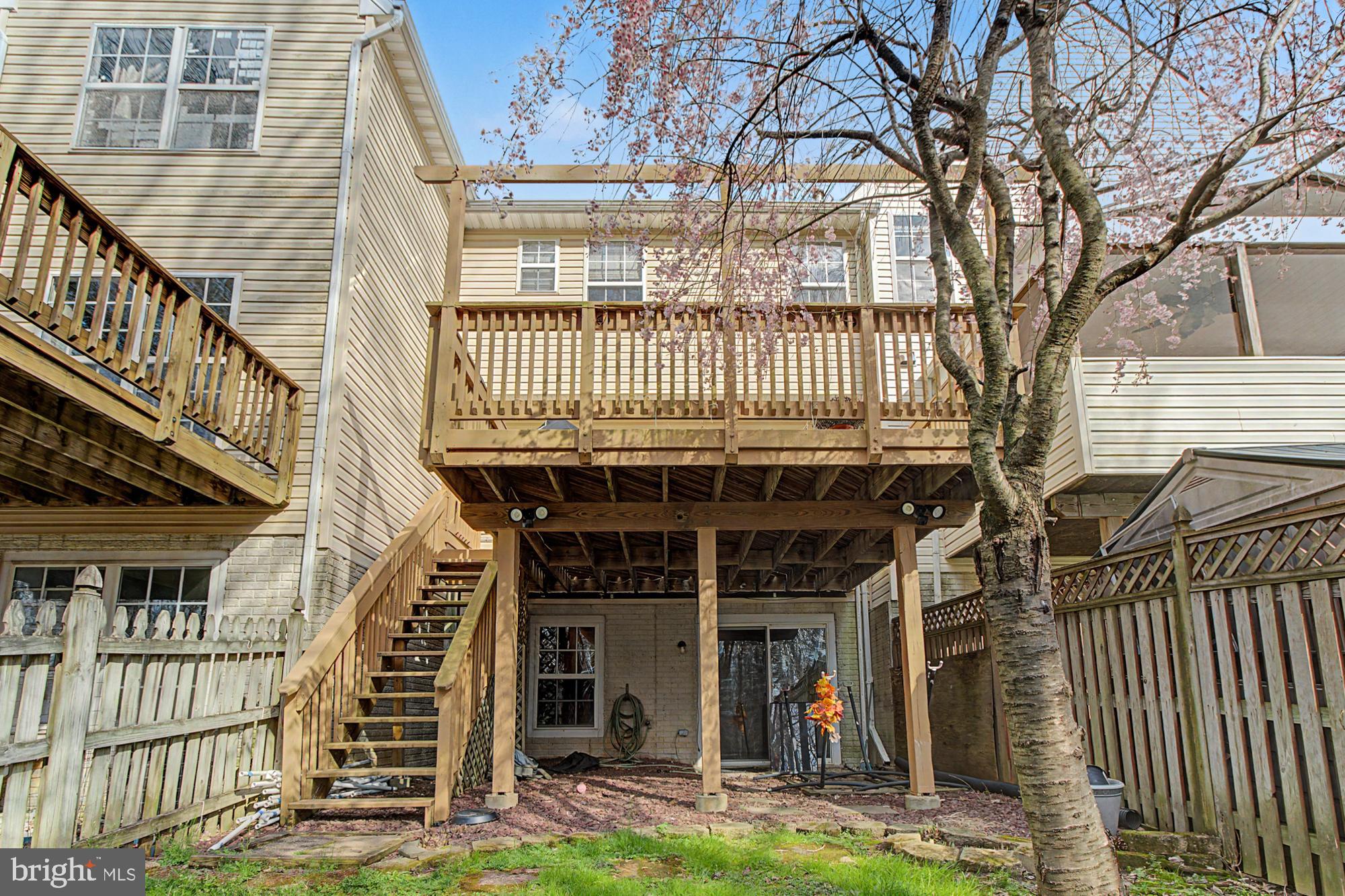 REISTERSTOWN VILLAGE - Residential