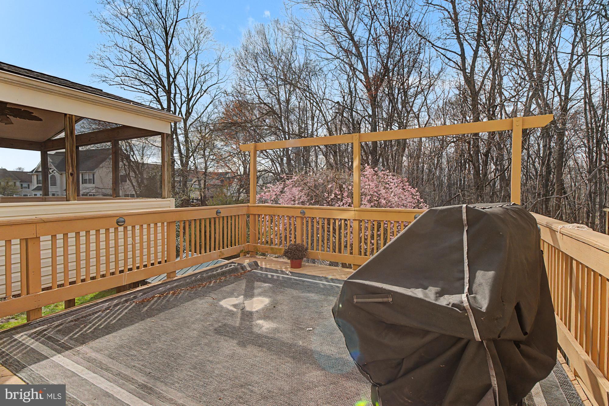 REISTERSTOWN VILLAGE - Residential