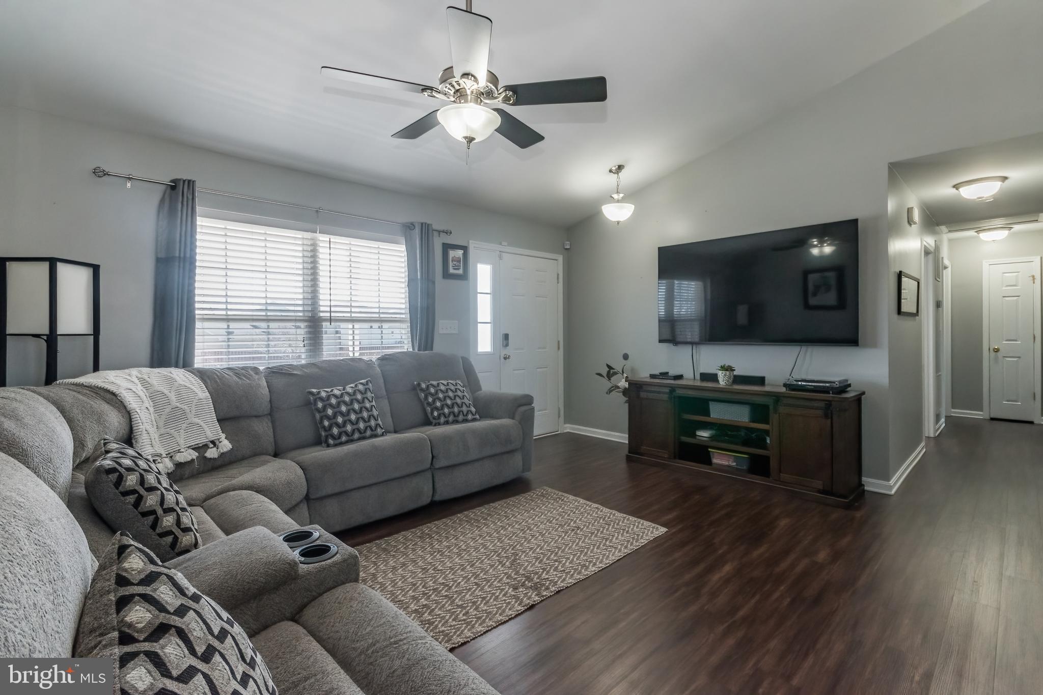 GREEN MEADOWS - Residential