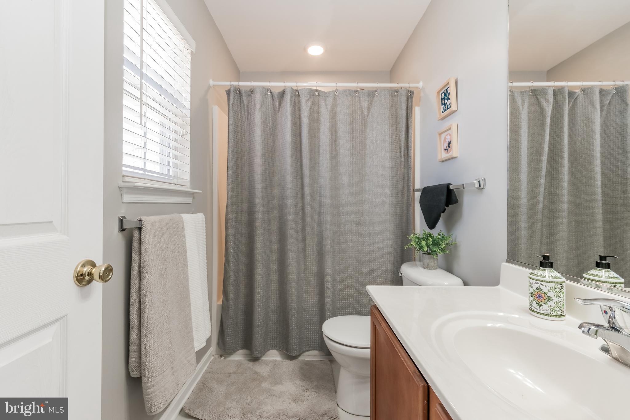 GREEN MEADOWS - Residential