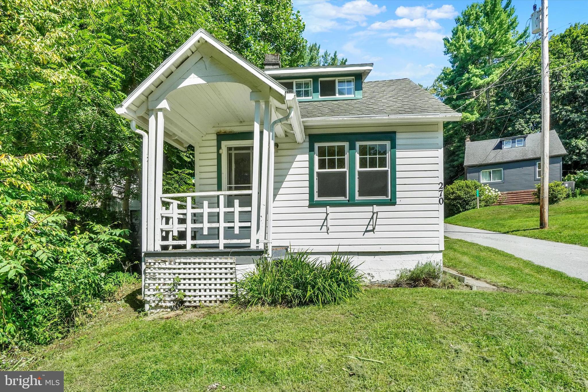 270 GREEN VALLEY ROAD