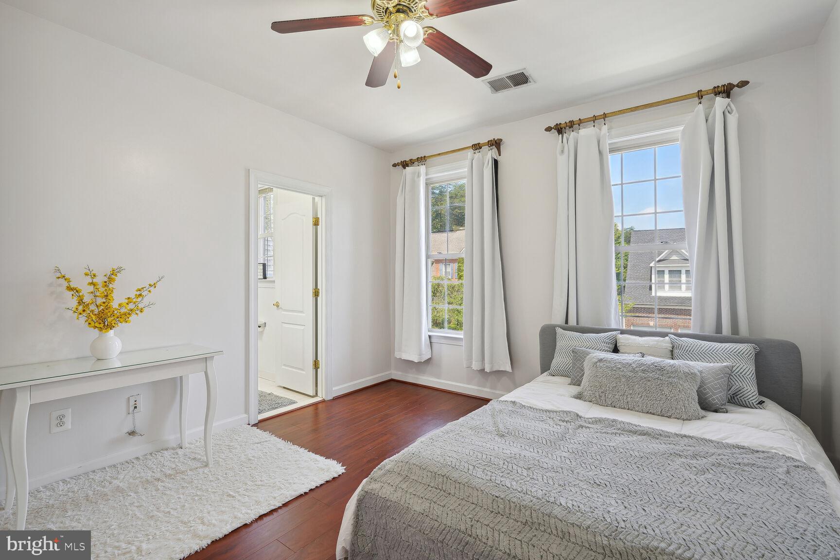 PRESIDENTIAL HILLS - Residential