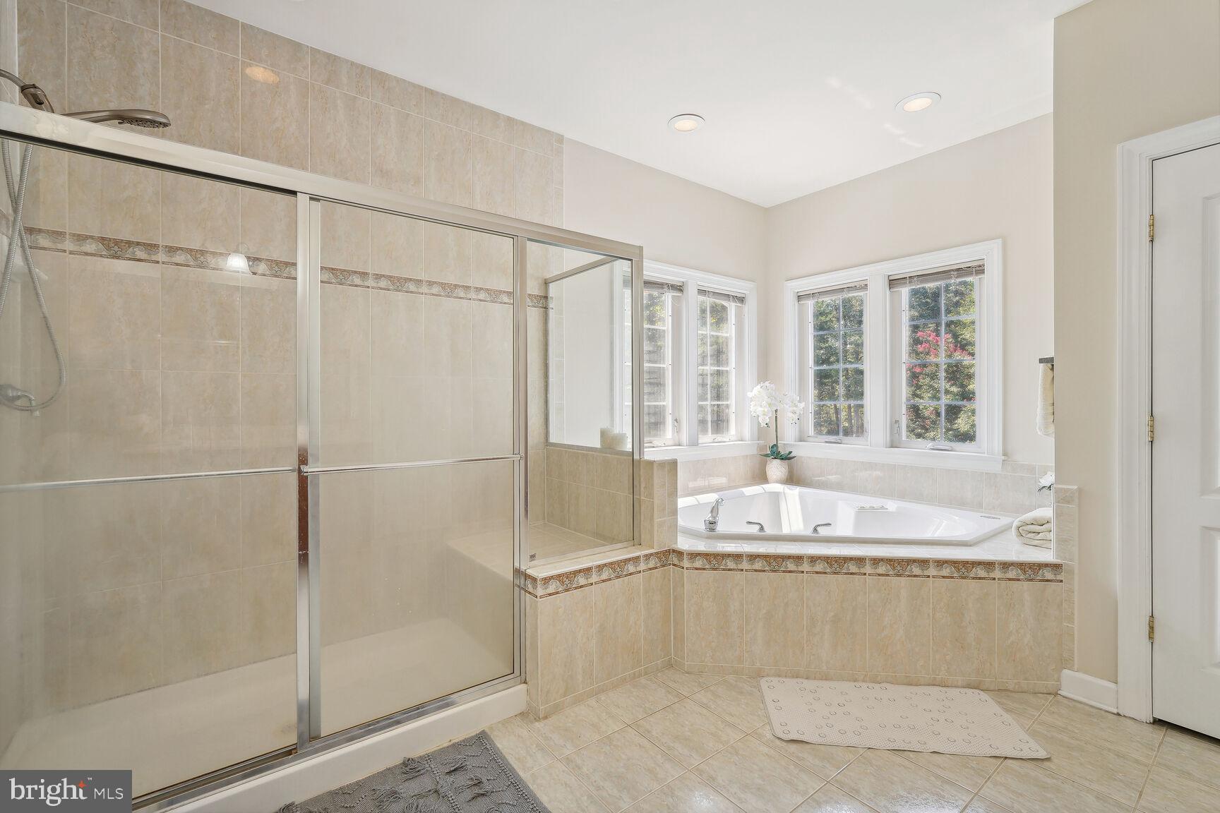 PRESIDENTIAL HILLS - Residential