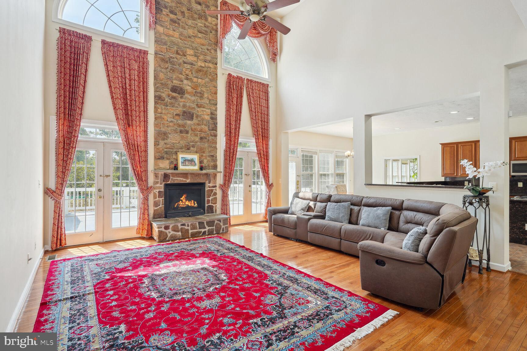 PRESIDENTIAL HILLS - Residential