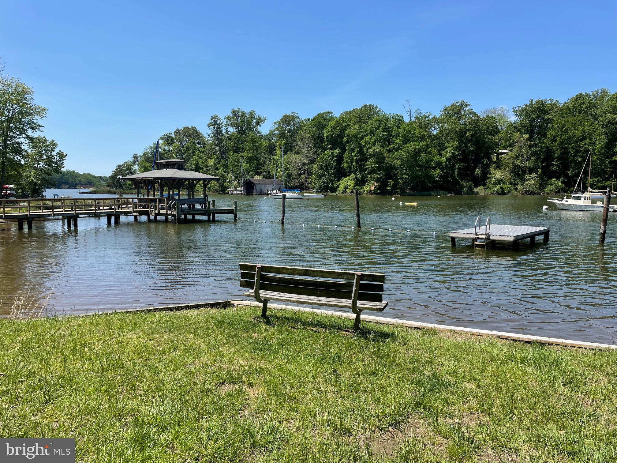 PINES ON THE SEVERN - Residential Lease