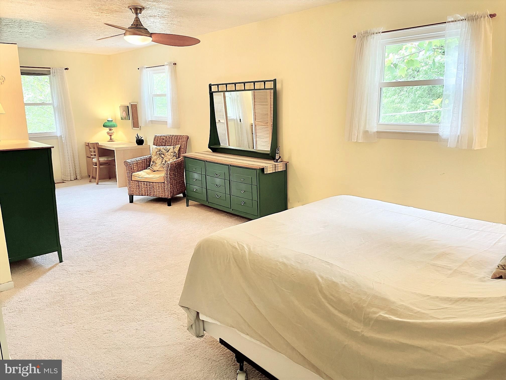 PINES ON THE SEVERN - Residential Lease