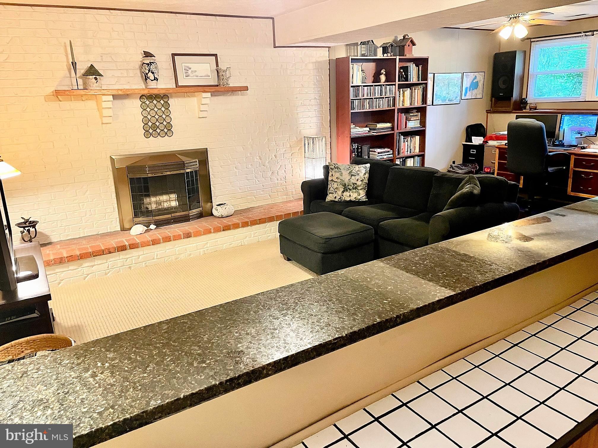 PINES ON THE SEVERN - Residential Lease