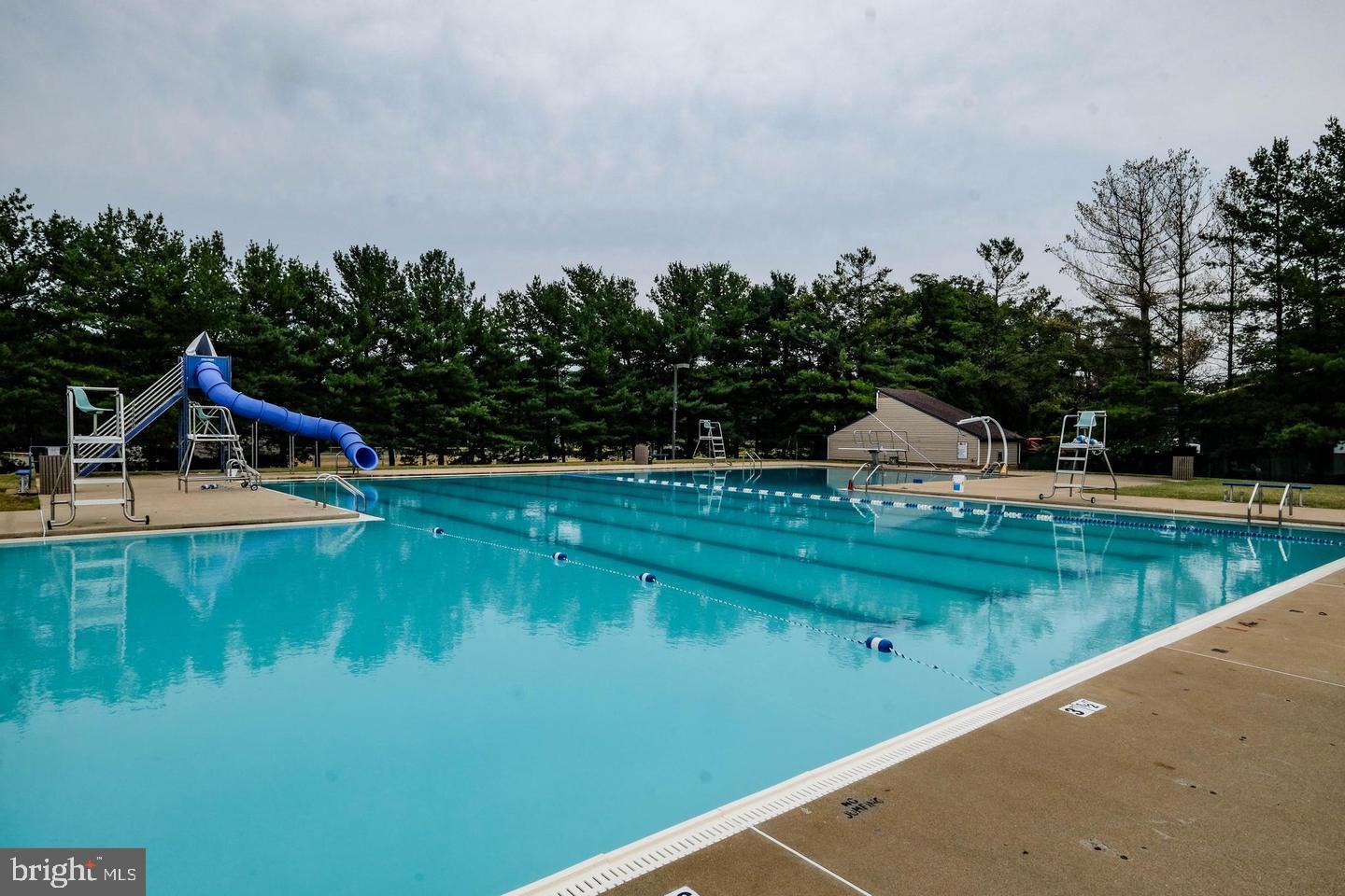 WOODSIDE - Residential