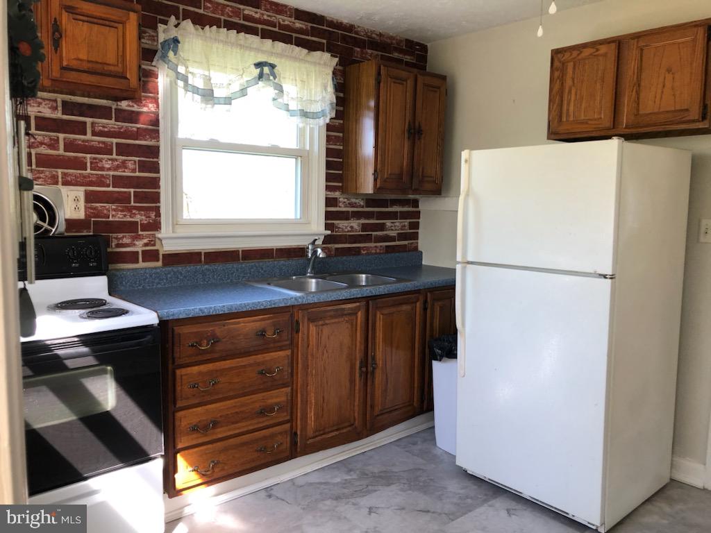 WOODSIDE - Residential