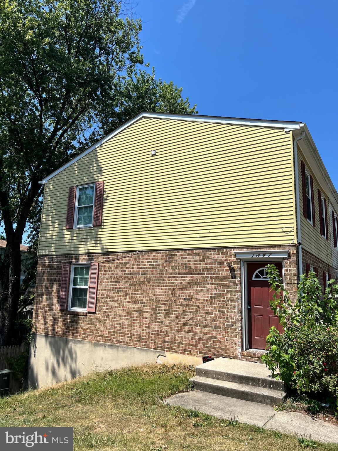 SPRING MEADOWS CONDO - Residential