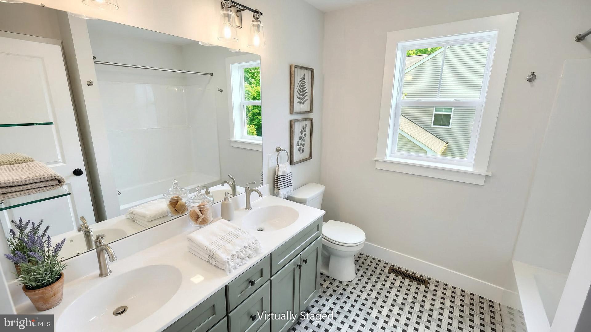 THE MEADOWS AT COLONIAL CLUB - Residential