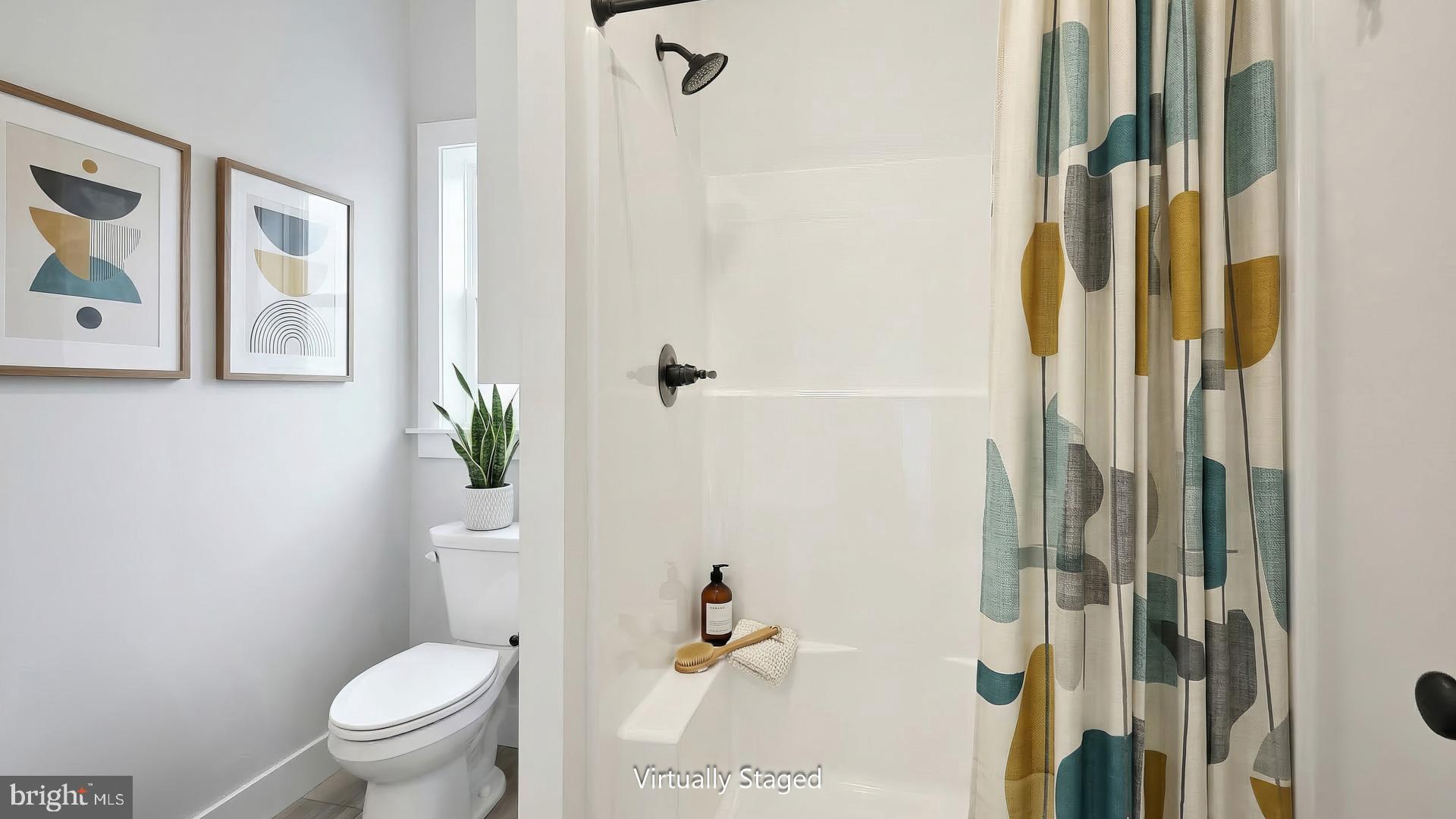 THE MEADOWS AT COLONIAL CLUB - Residential