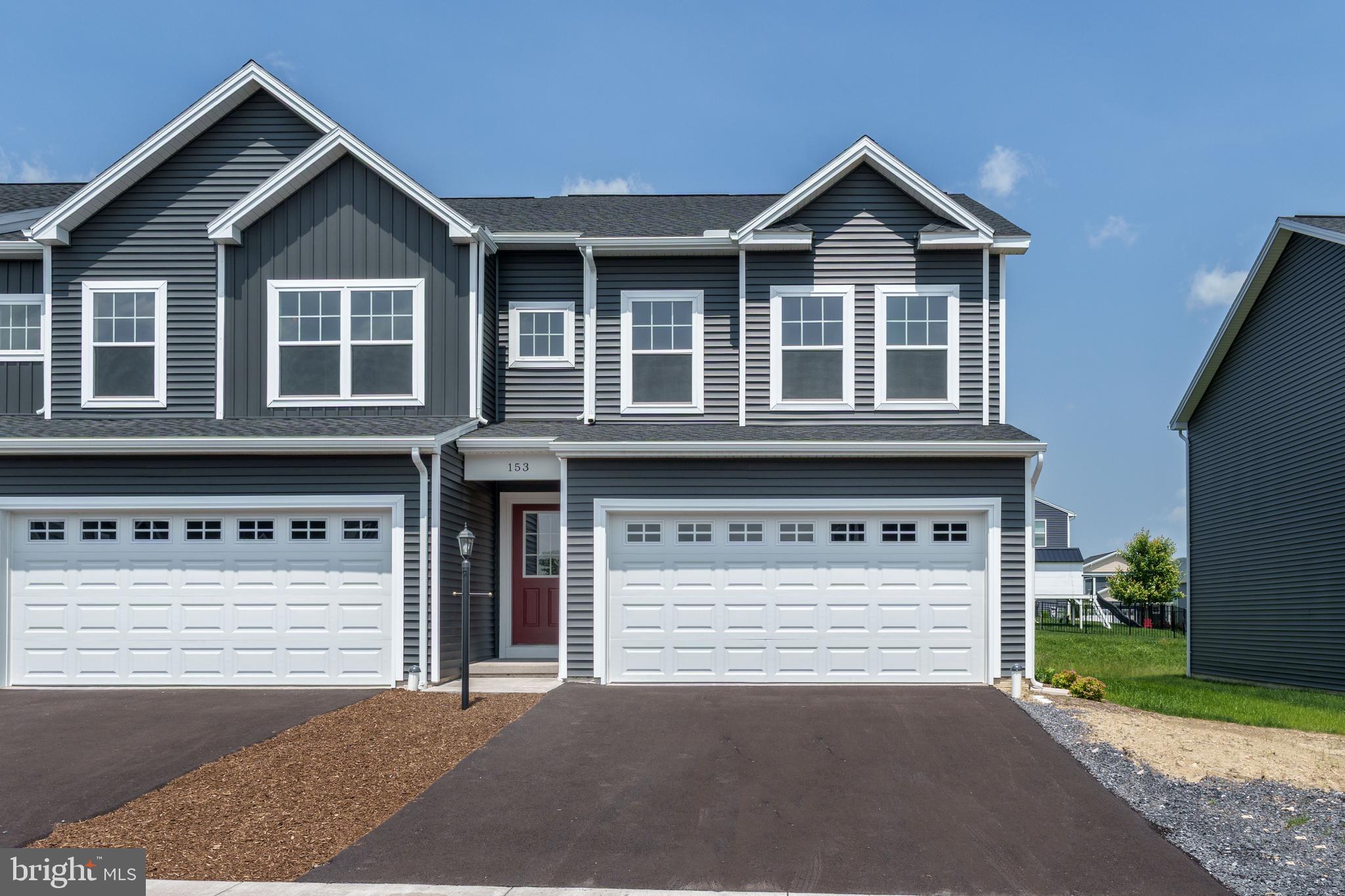 GRAYS POINTE - Residential