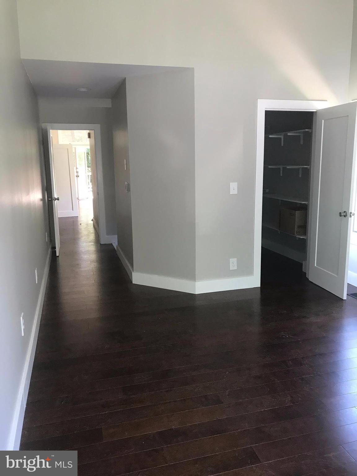 RIVA TRACE - Residential