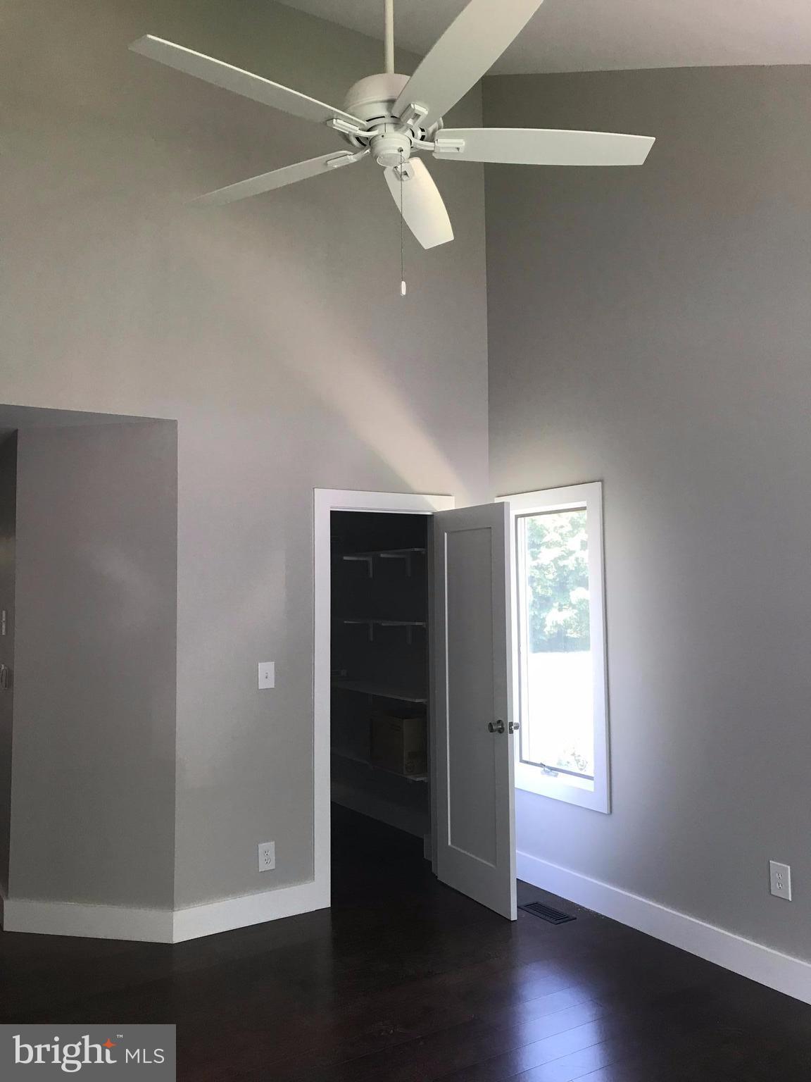 RIVA TRACE - Residential