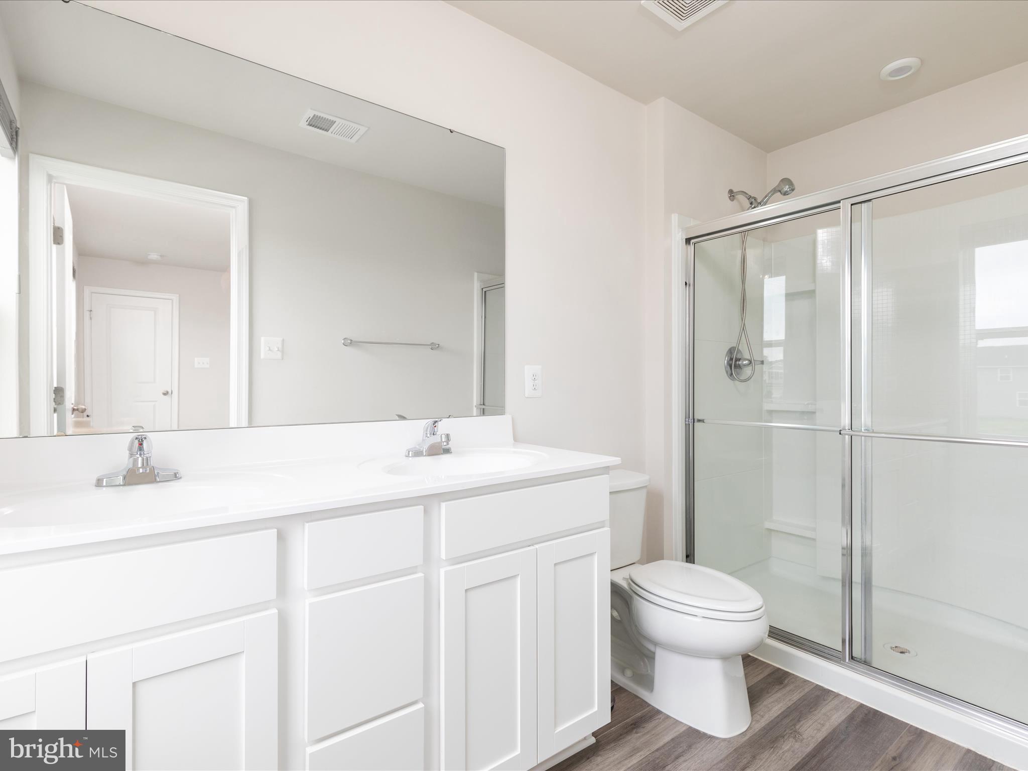 CARDINAL POINTE - Residential