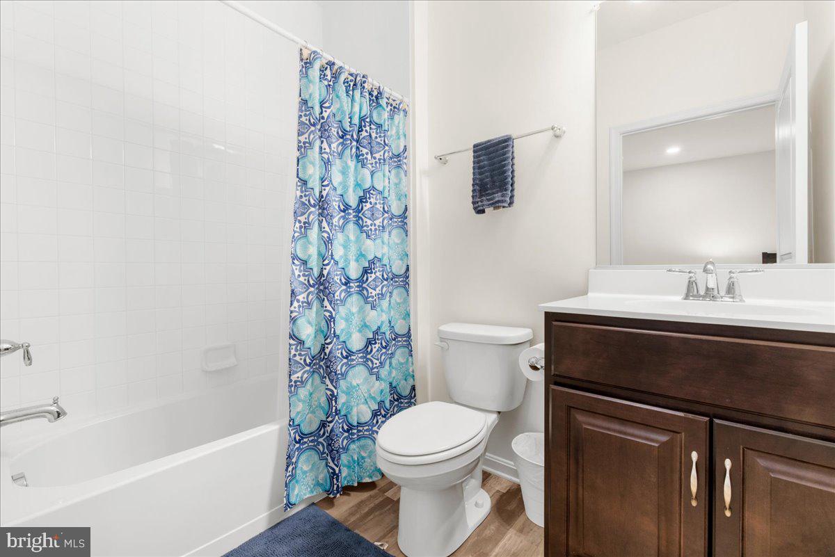 ROSEDALE - Residential