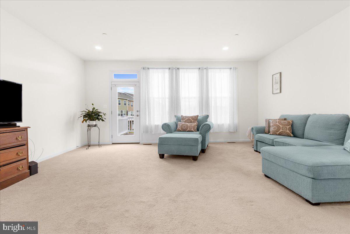 ROSEDALE - Residential