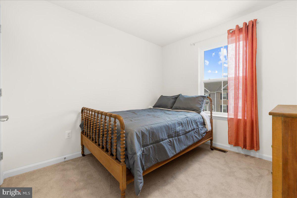 ROSEDALE - Residential