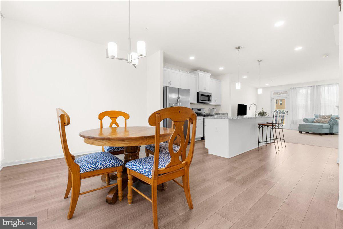 ROSEDALE - Residential