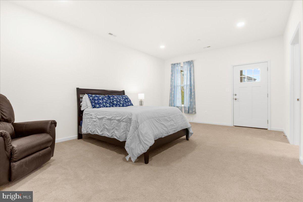 ROSEDALE - Residential