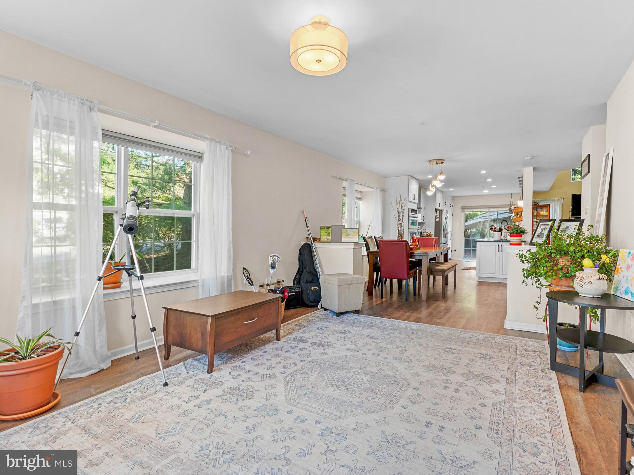 3501 HONEY LOCUST DRIVE