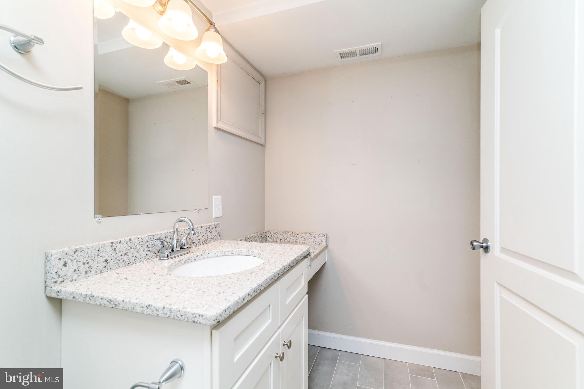 FEDERAL HILL HISTORIC DISTRICT - Residential Lease